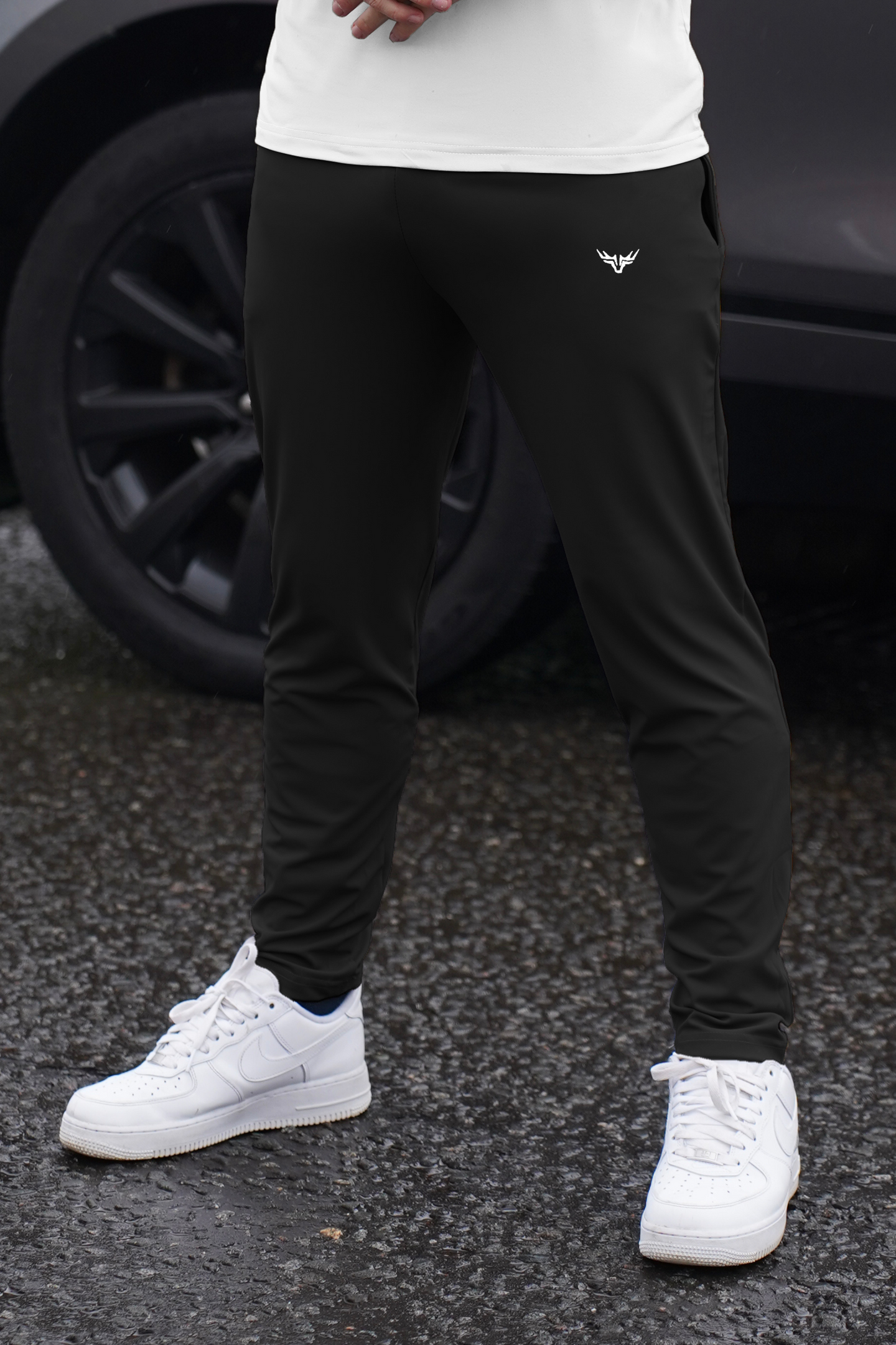 Broncoo Essential Trouser- White