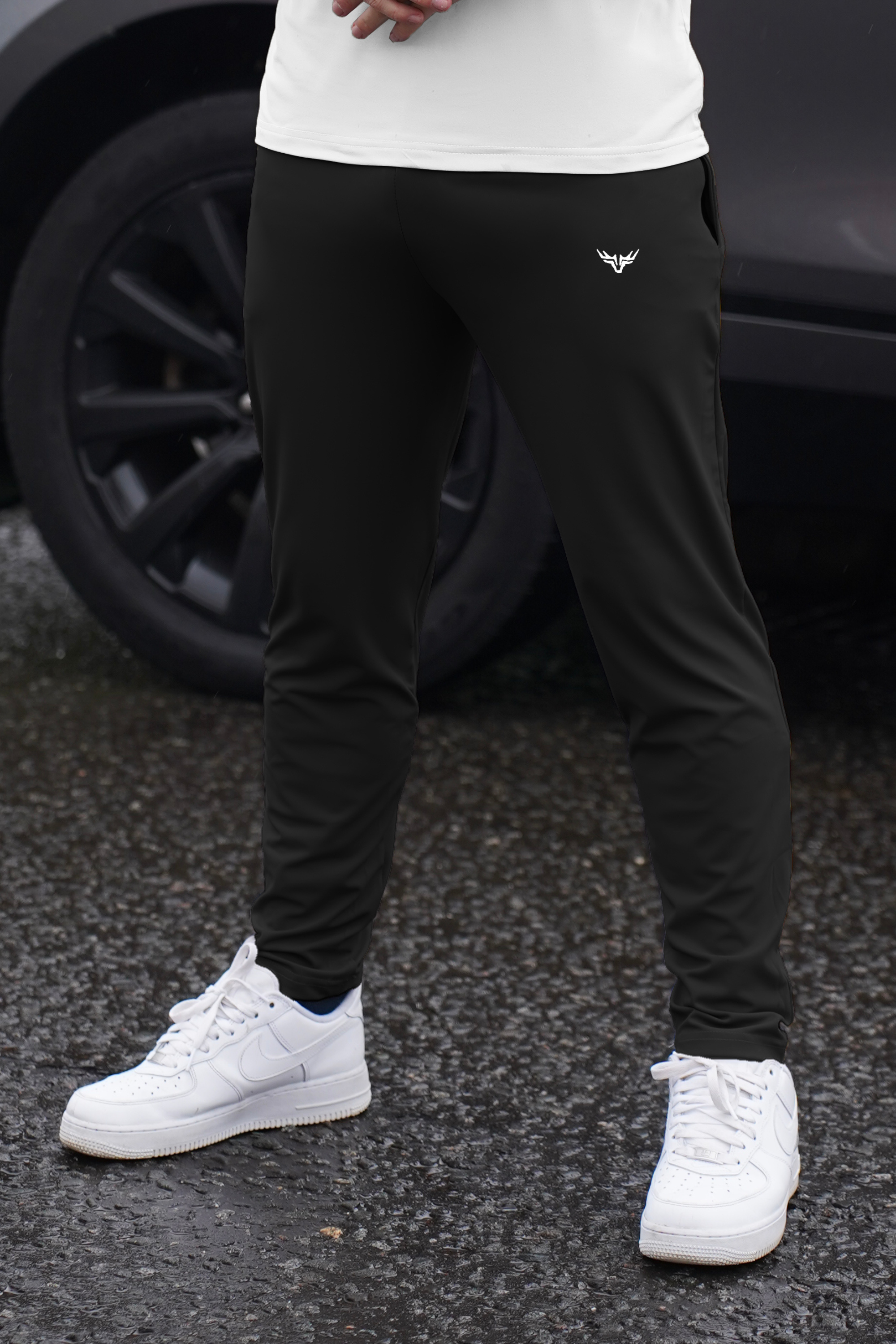 Broncoo Essential Trouser- White