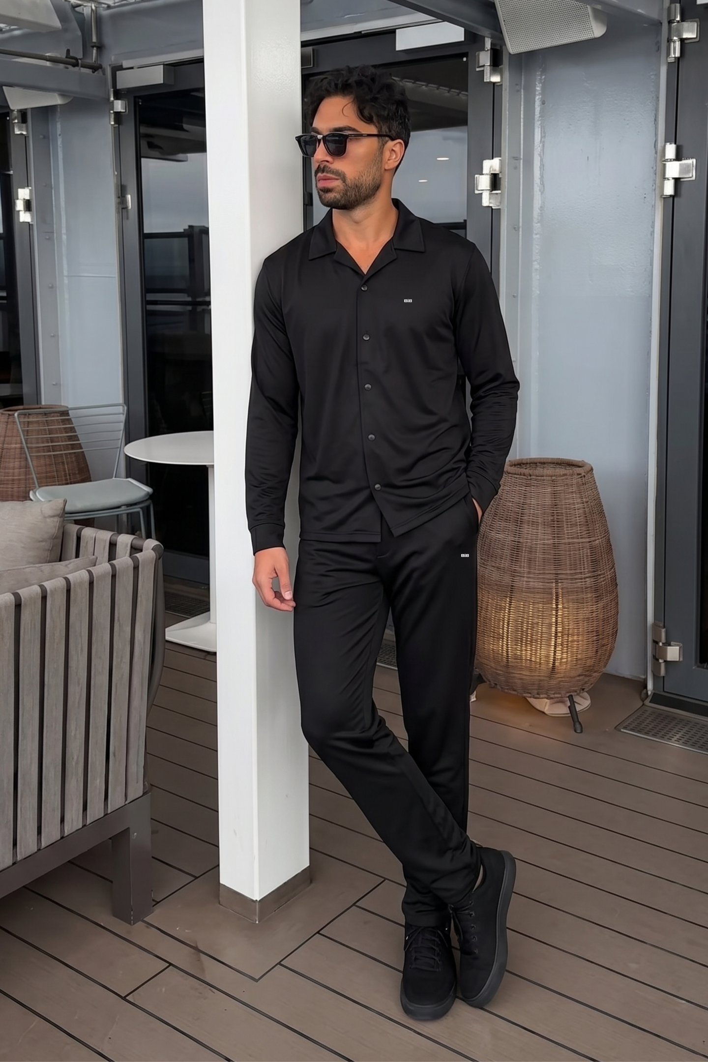 Broncoo Black Essential Button Up Set