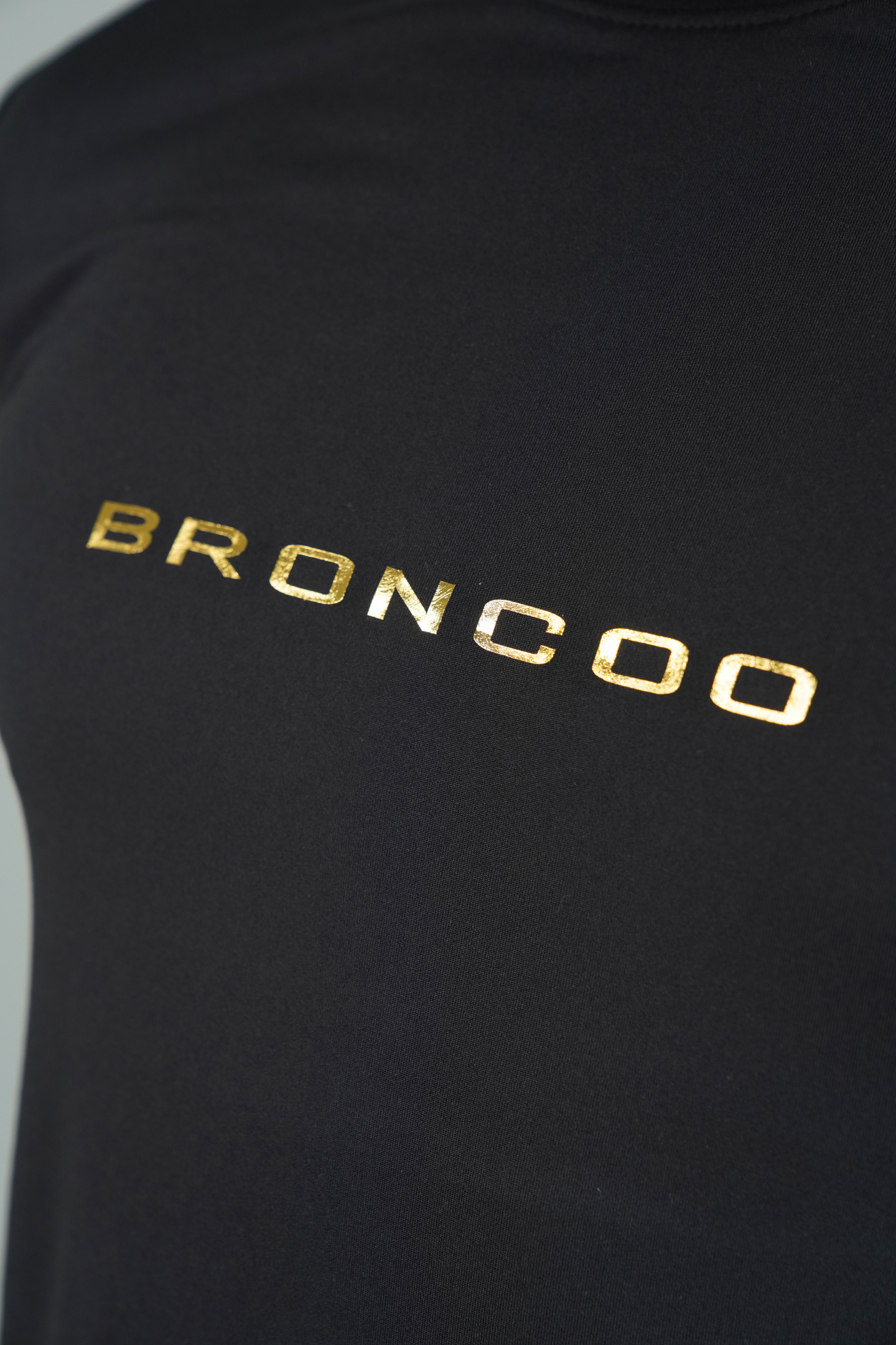 Broncoo Gold Tech T-Shirt