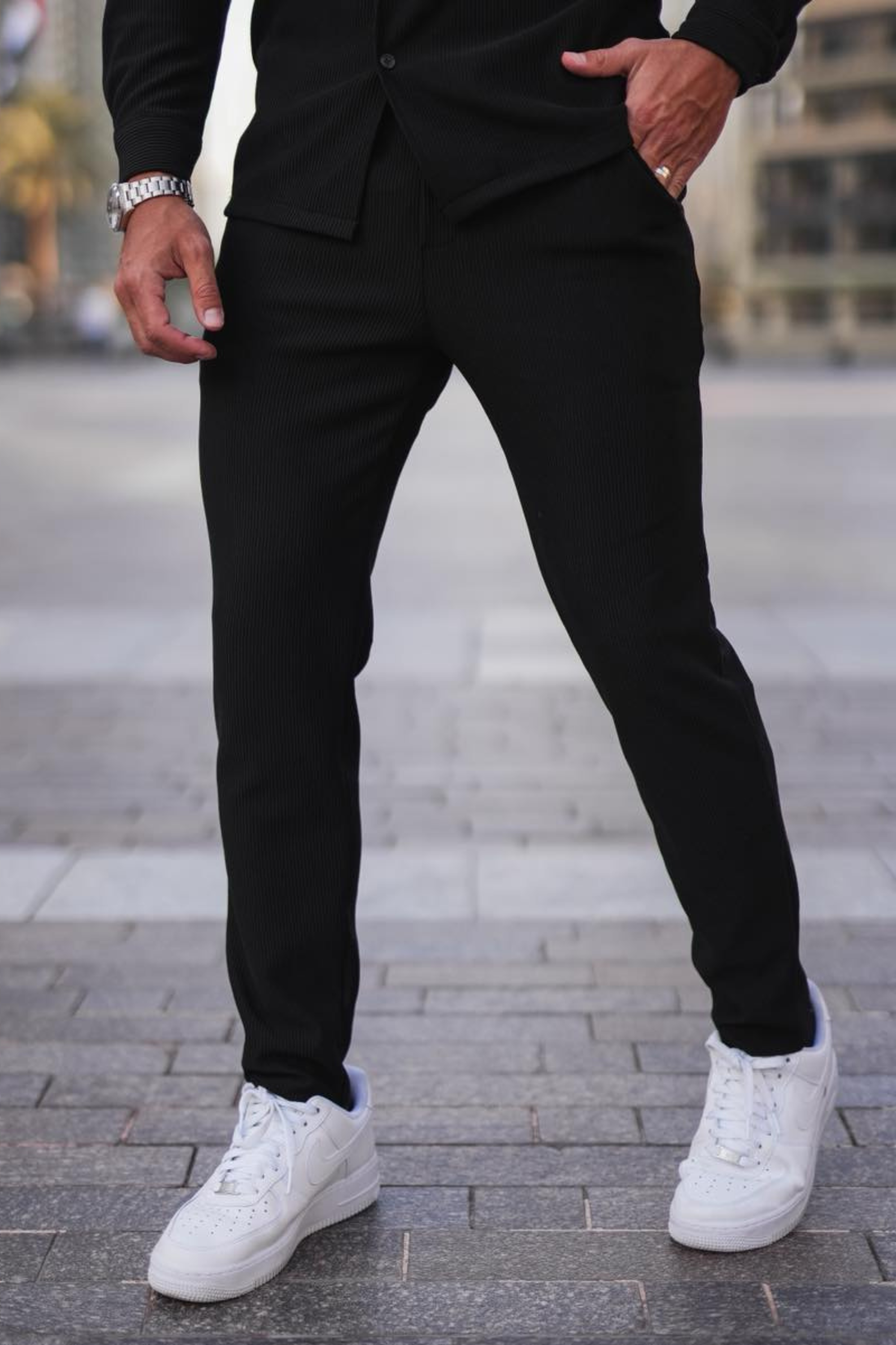 Broncoo Black Essential Button Up Set